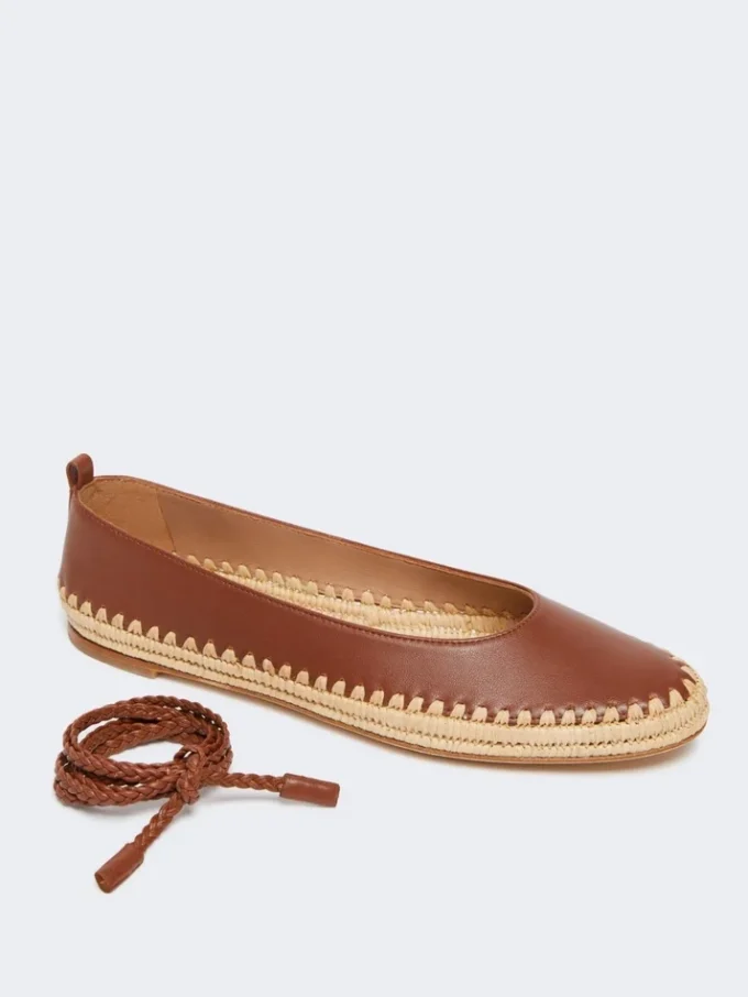 Ballerinaskor i nappa och raffia, tobaksfärgade Ballerinaskor i nappa och raffia, tobaksfärgade