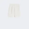 Bermudashorts i bomulls- och linnekanvas, ecru Bermudashorts i bomulls- och linnekanvas, ecru