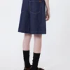 Bermudashorts i denim av bomull och linne, marinblå Bermudashorts i denim av bomull och linne, marinblå