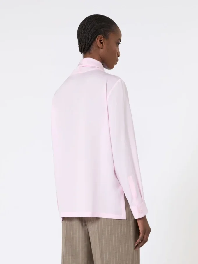 Blus i sidencharmeuse, rosa Blus i sidencharmeuse, rosa