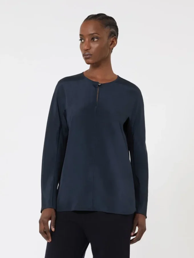Blus i silkeskrepp de chine, ultramarin Blus i silkeskrepp de chine, ultramarin