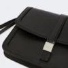 Clutch i slätt läder, svart Clutch i slätt läder, svart