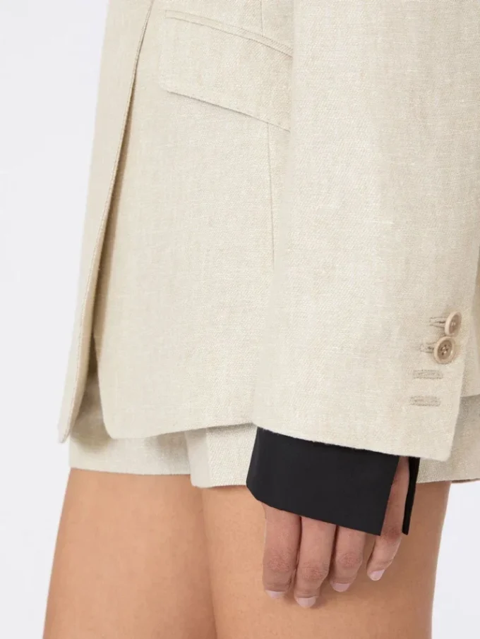 Dubbelknäppt blazer i linne, sand Dubbelknäppt blazer i linne, sand
