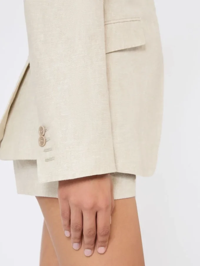 Dubbelknäppt blazer i linne, sand Dubbelknäppt blazer i linne, sand