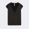 Feminin satintopp, svart