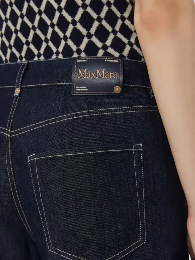 Jeans med uppvikt benslut, ultramarinblå Jeans med uppvikt benslut, ultramarinblå