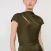 Jumpsuit i Envers-satin, mossgrön Jumpsuit i Envers-satin, mossgrön