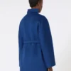 Kamelbrun wrap-kappa, kinesiskt blå Kamelbrun wrap-kappa, kinesiskt blå
