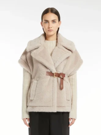 Kappa i teddytyg av alpacka och ull, beige