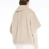 Kappa i teddytyg av alpacka och ull, beige Kappa i teddytyg av alpacka och ull, beige