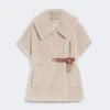 Kappa i teddytyg av alpacka och ull, beige Kappa i teddytyg av alpacka och ull, beige