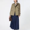 Kort, vattenavvisande trenchcoat i gabardin, mud Kort, vattenavvisande trenchcoat i gabardin, mud