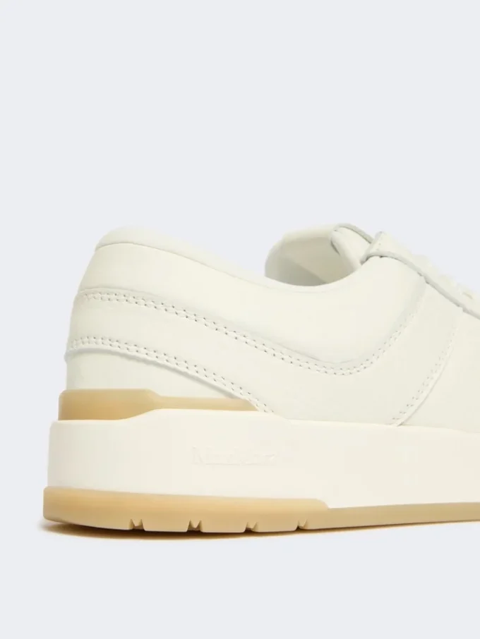 Låga sneakers i tumlat läder, vita Låga sneakers i tumlat läder, vita