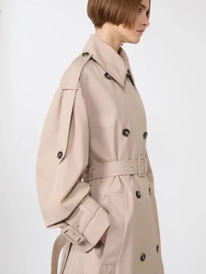 Lång vattenavvisande trenchcoat i twill, beige Lång vattenavvisande trenchcoat i twill, beige