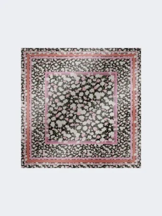Mönstrad foulard i silketwill, rosa