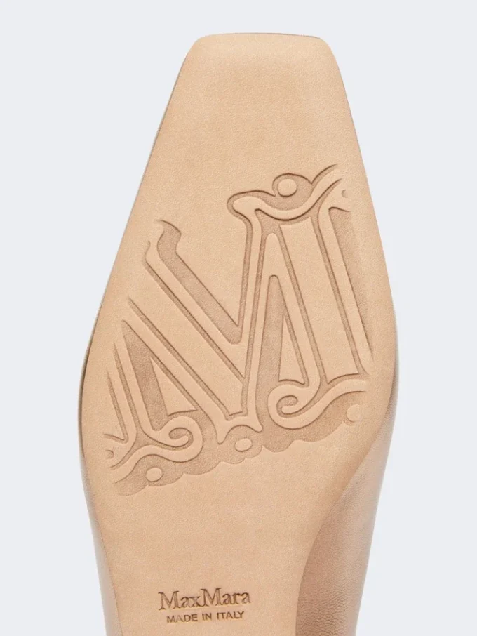 Mules i laminerat nappaläder, rosa Mules i laminerat nappaläder, rosa