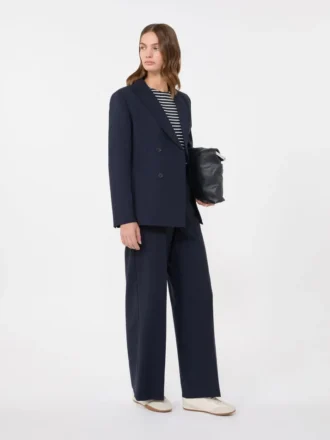 Dubbelknäppt blazer i stretchull, marinblå