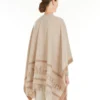 Poncho i jacquardull, beige Poncho i jacquardull, beige