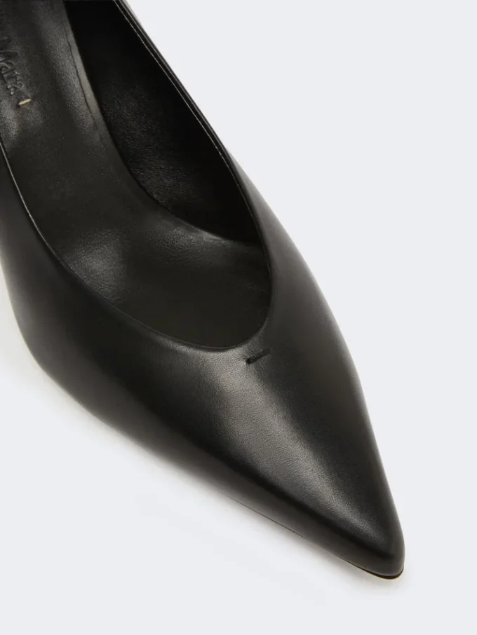 Pumps i slätt läder, svarta Pumps i slätt läder, svarta