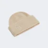 Ribbstickad kashmirmössa, beige Ribbstickad kashmirmössa, beige