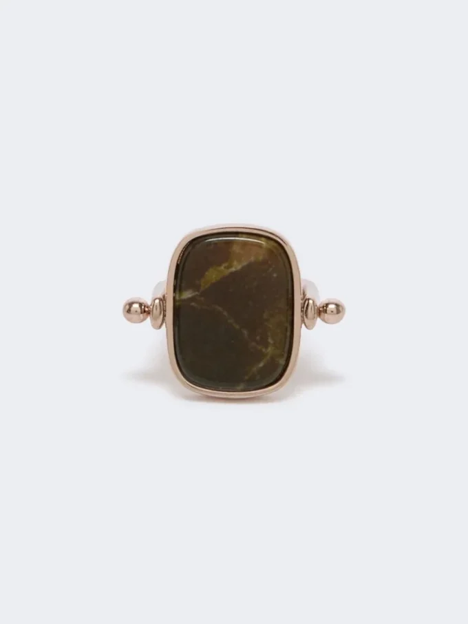 Ring i metall och harts, mörkbrun Ring i metall och harts, mörkbrun