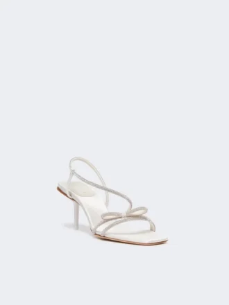 Sandaler i satin och strass, elfenben