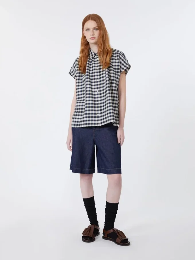 Bermudashorts i denim av bomull och linne, marinblå Bermudashorts i denim av bomull och linne, marinblå