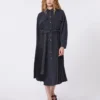 Skjortklänning i denim och satin, svart Skjortklänning i denim och satin, svart