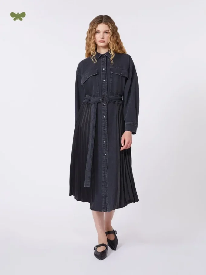Skjortklänning i denim och satin, svart Skjortklänning i denim och satin, svart