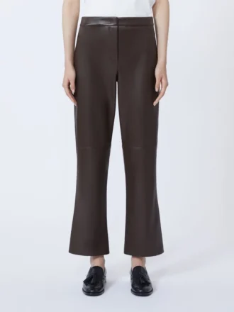Slim-fit-byxor i belagt tyg, chokladbruna