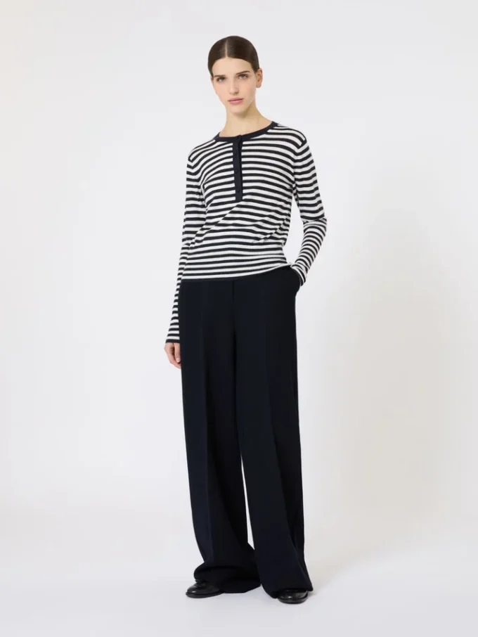 Slim-fit kashmirtröja, elfenben Slim-fit kashmirtröja, elfenben