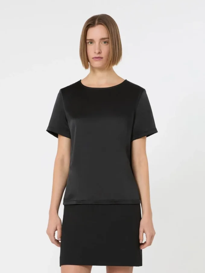 T-shirt i satin och jersey, svart T-shirt i satin och jersey, svart