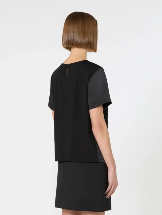 T-shirt i satin och jersey, svart T-shirt i satin och jersey, svart
