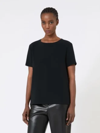 T-shirt i satin, svart T-shirt i satin, svart