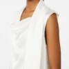Top i silkesatin, vit Top i silkesatin, vit