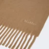 Ullhalsduk med broderi, brun Ullhalsduk med broderi, brun