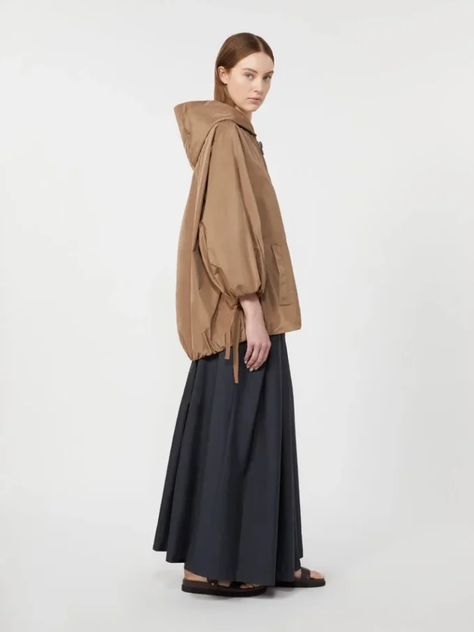 Vattenavvisande taffeta-jacka, kamel Vattenavvisande taffeta-jacka, kamel