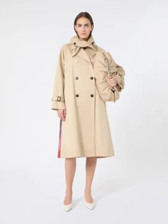 Vattenavvisande trenchcoat i gabardin med tryck, plommon