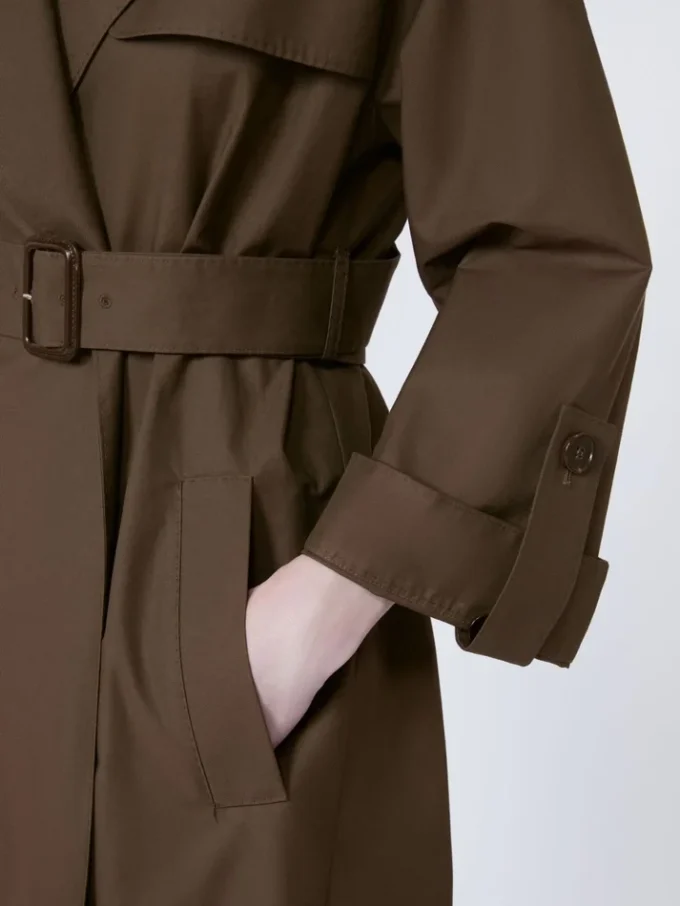 Vattenavvisande trenchcoat i twill med bälte, chokladbrun Vattenavvisande trenchcoat i twill med bälte, chokladbrun
