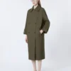 Vattenavvisande trenchcoat i twill med bälte, grön Vattenavvisande trenchcoat i twill med bälte, grön