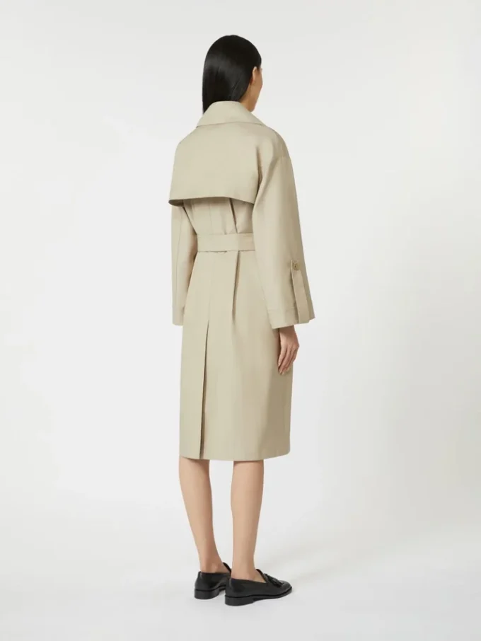 Vattenavvisande trenchcoat i twill med bälte, sand Vattenavvisande trenchcoat i twill med bälte, sand