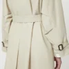 Vattenavvisande trenchcoat i twill med dubbelknäppning, naturfärgad Vattenavvisande trenchcoat i twill med dubbelknäppning, naturfärgad