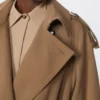 Vattenavvisande trenchcoat i ullgabardin, brun Vattenavvisande trenchcoat i ullgabardin, brun