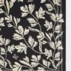 Överdimensionerad scarf i tryckt siden, svart