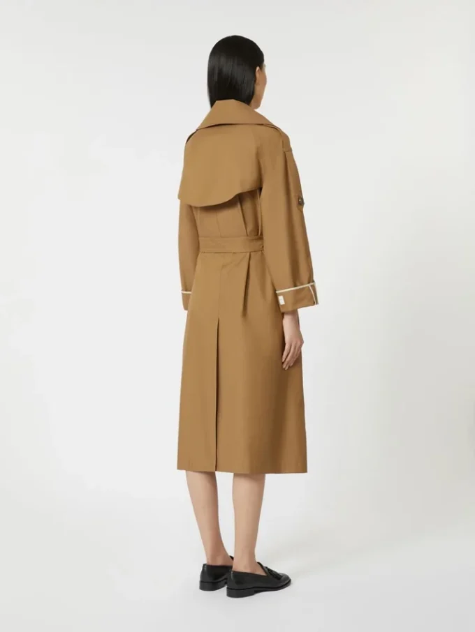 Överdimensionerad vattenavvisande trenchcoat i twill, brun Överdimensionerad vattenavvisande trenchcoat i twill, brun