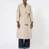 Överdimensionerad vattenavvisande trenchcoat i twill, sand Överdimensionerad vattenavvisande trenchcoat i twill, sand