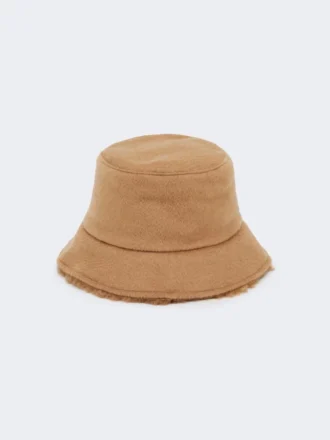 Vändbar cloche-hatt i kamel- och teddytyg, kamel Vändbar cloche-hatt i kamel- och teddytyg, kamel