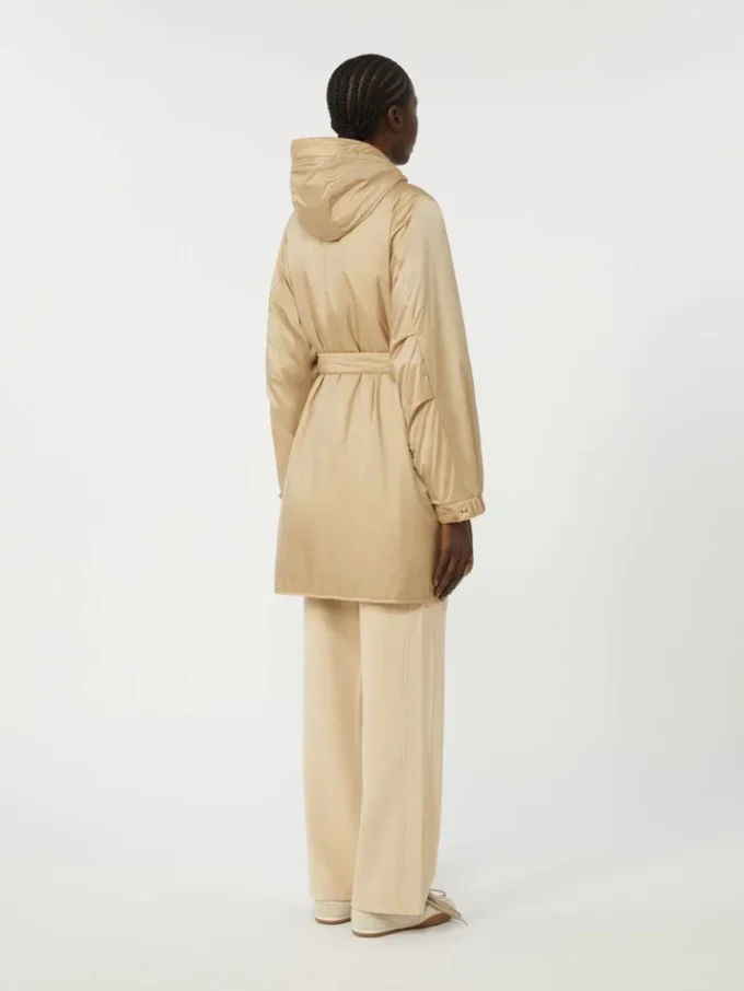 Vändbar, vadderad parka i vattenavvisande canvas, beige Vändbar, vadderad parka i vattenavvisande canvas, beige