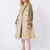 Vändbar vattenavvisande trenchcoat i gabardin, beige Vändbar vattenavvisande trenchcoat i gabardin, beige