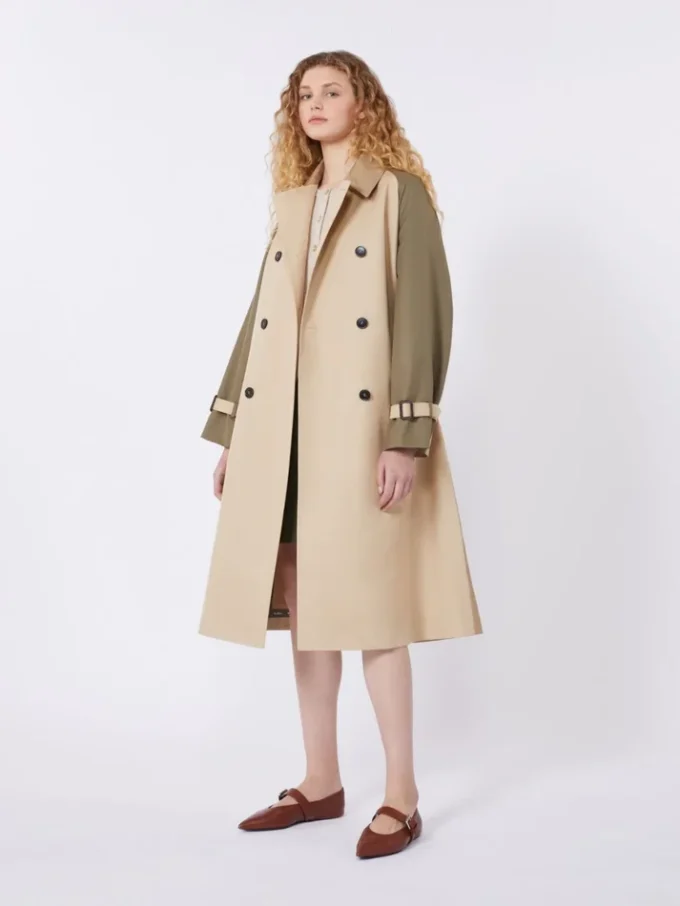 Vändbar vattenavvisande trenchcoat i gabardin, beige Vändbar vattenavvisande trenchcoat i gabardin, beige
